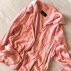 Vici Medium Coral Button Down Medium